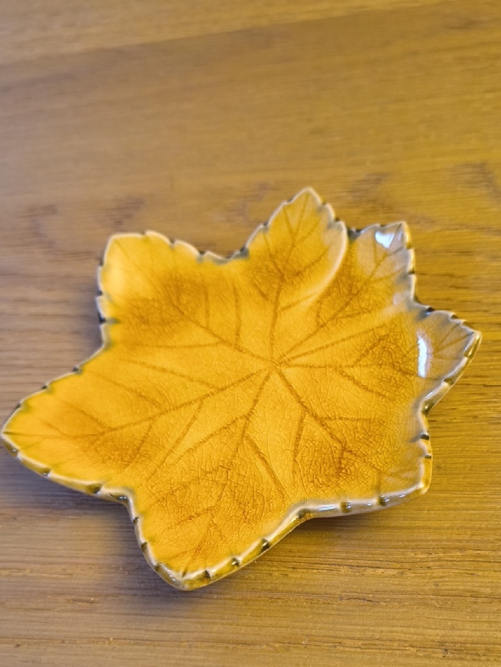 Vintage Japanese Ceramic Maple Leaf Trinket Dish Amber Brown Crackle Glaze Plate